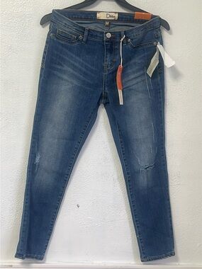 Dittos Women's Skinny Jeans in Washed Blue New with tags